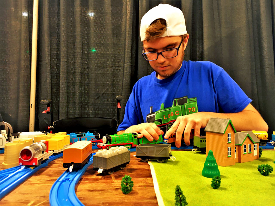 Toys, model trains star at popular annual event - The Vindicator